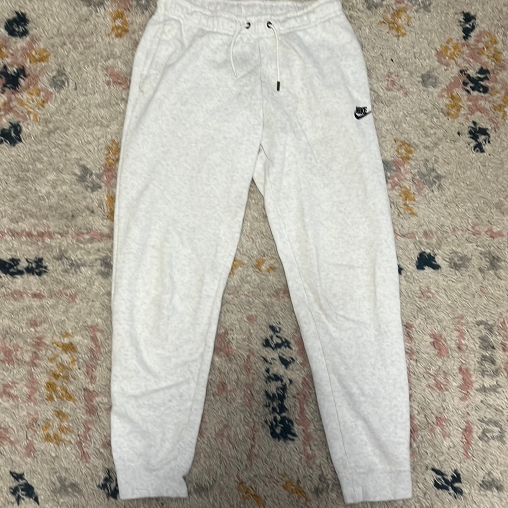 White Nike sweat pants size small